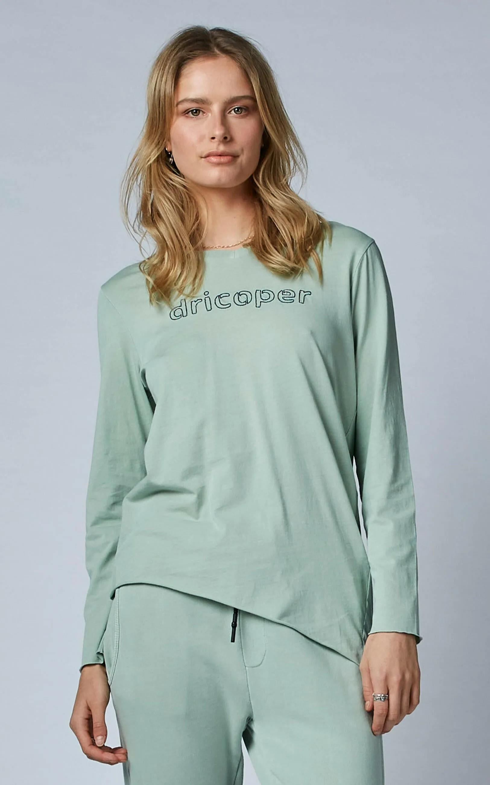 Bowie Meadow Tee