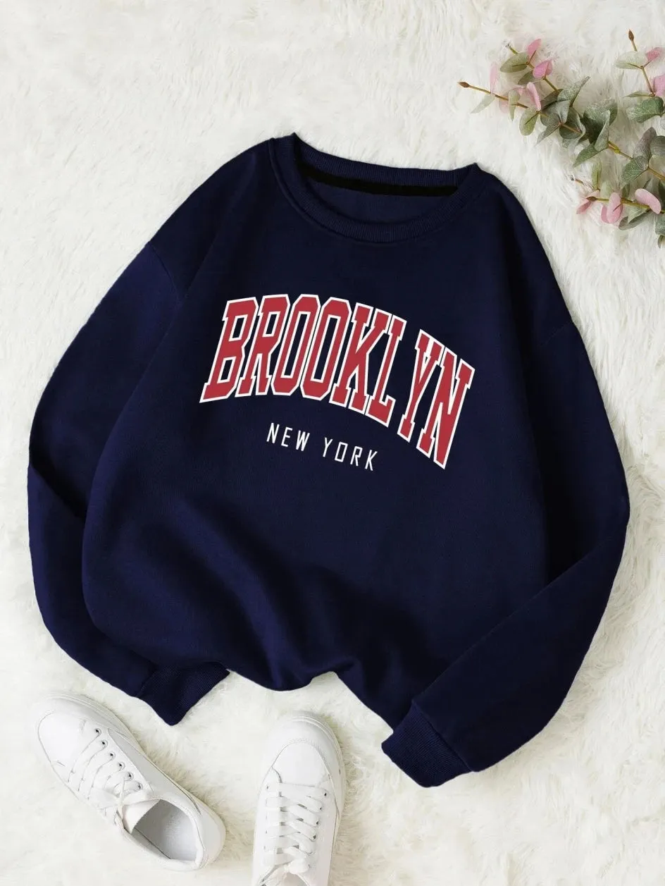 Casual Print Fleece Pullover for Women – Loose Fit O-Neck Sweater with Full Sleeves