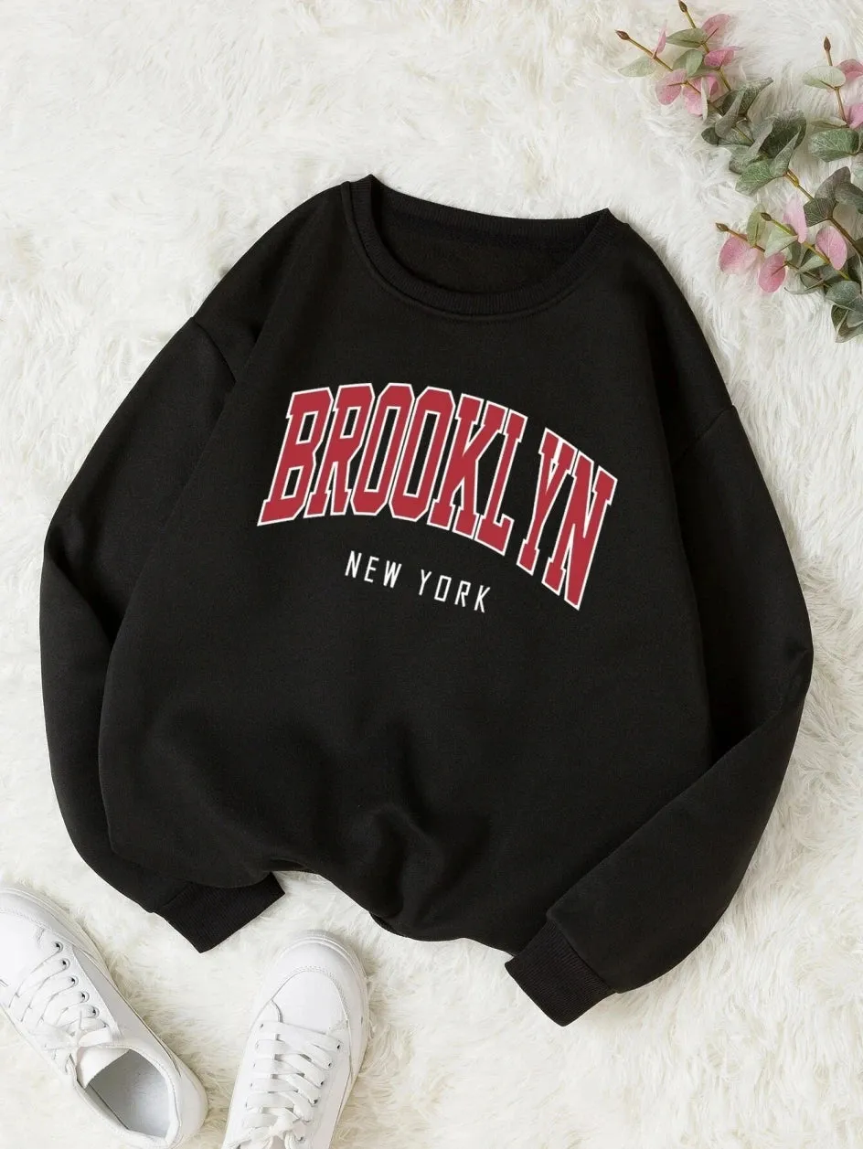 Casual Print Fleece Pullover for Women – Loose Fit O-Neck Sweater with Full Sleeves