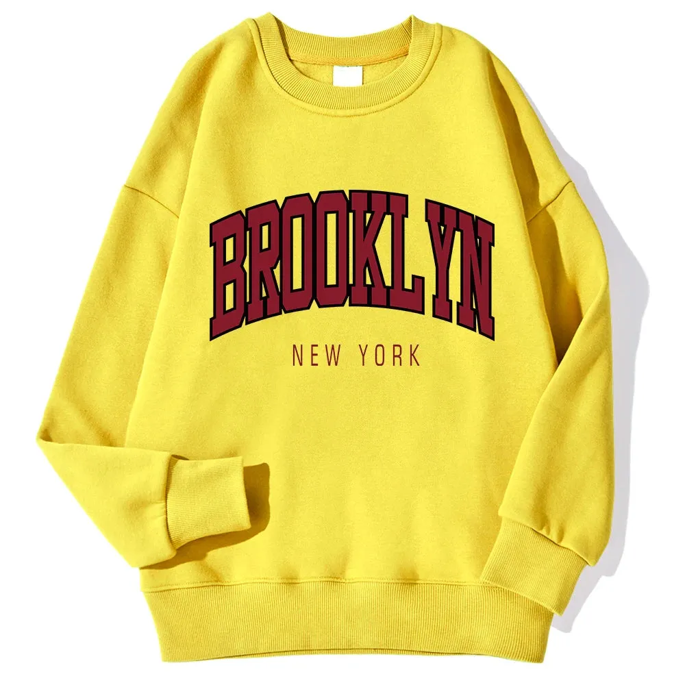 Casual Print Fleece Pullover for Women – Loose Fit O-Neck Sweater with Full Sleeves