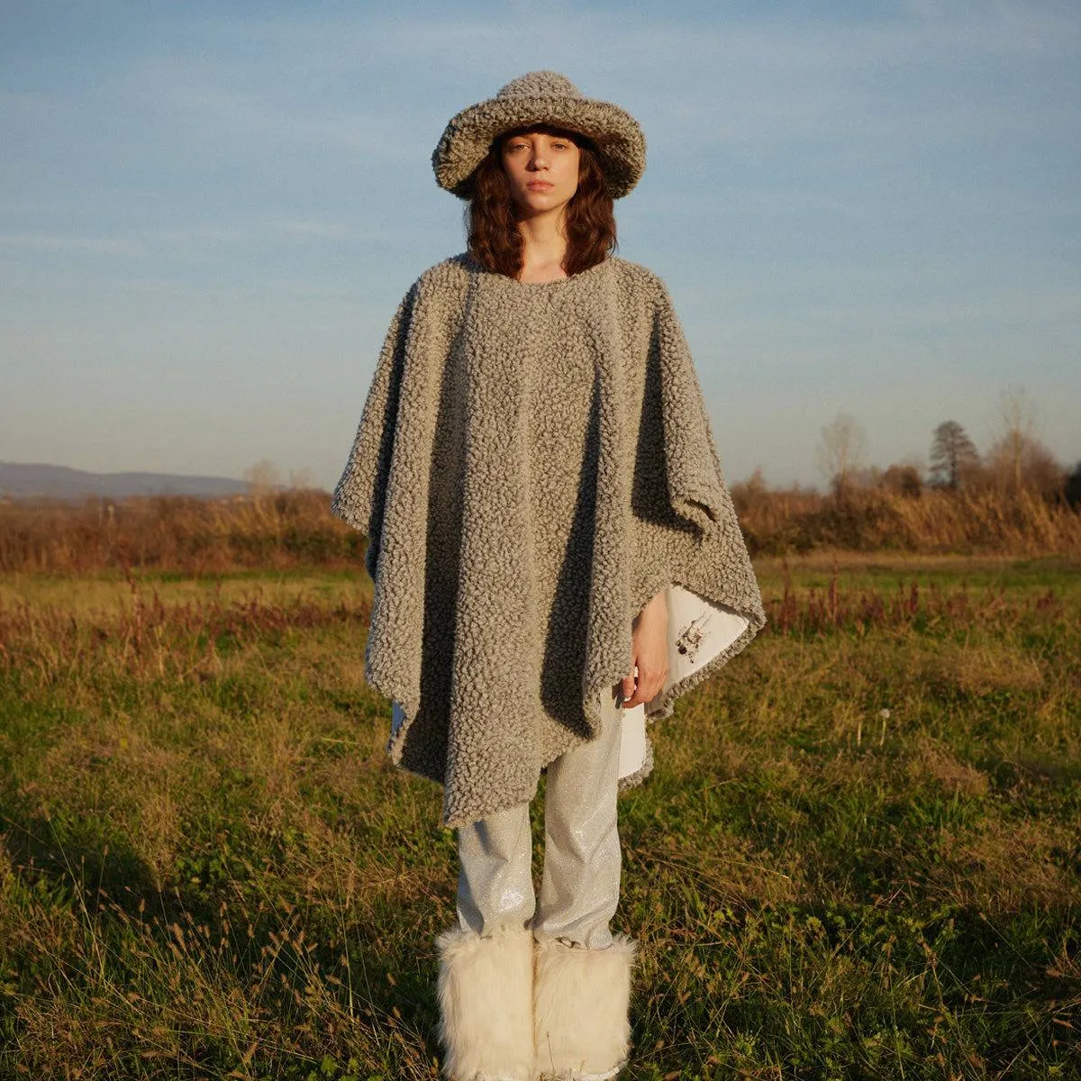 Cosmonaut Reversible Gray Teddy Poncho