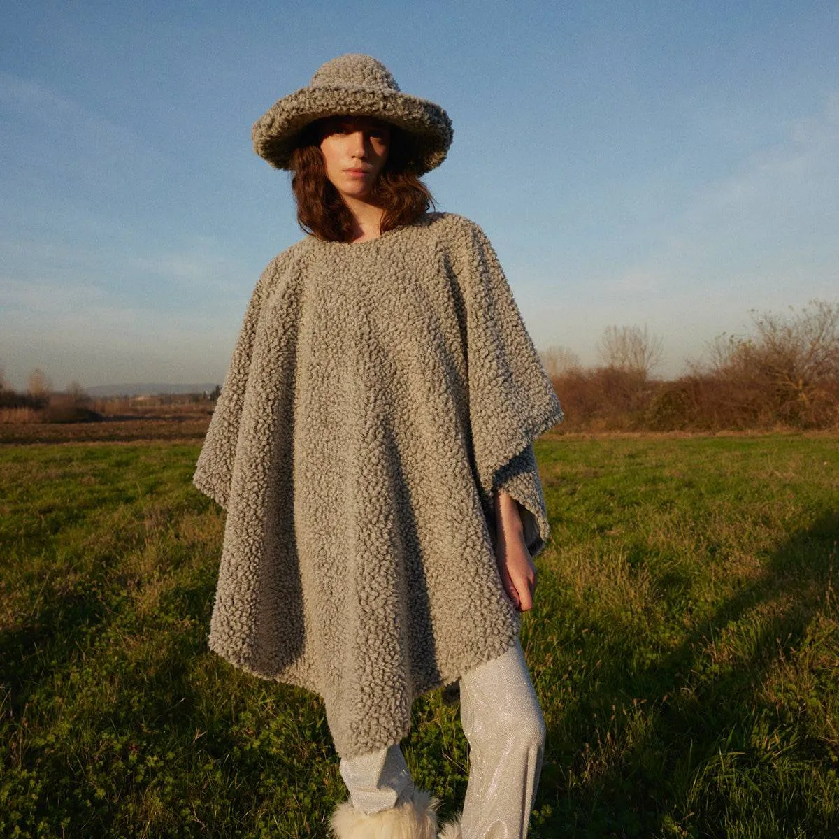 Cosmonaut Reversible Gray Teddy Poncho