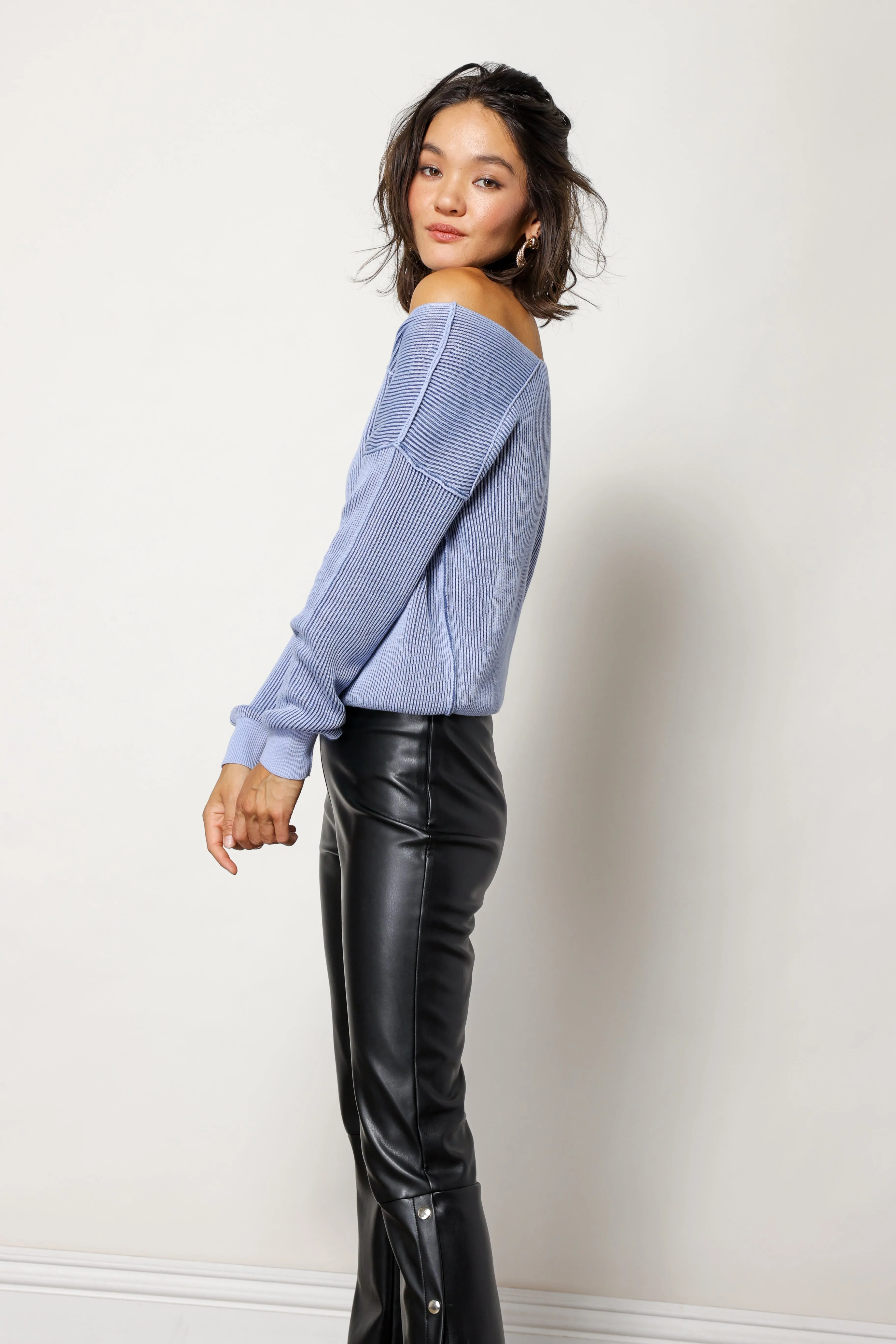 FAVORITE OFF SHOULDER RIBBED SWEATER