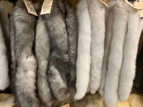 Fur Tail / Parka Hood Ruffs