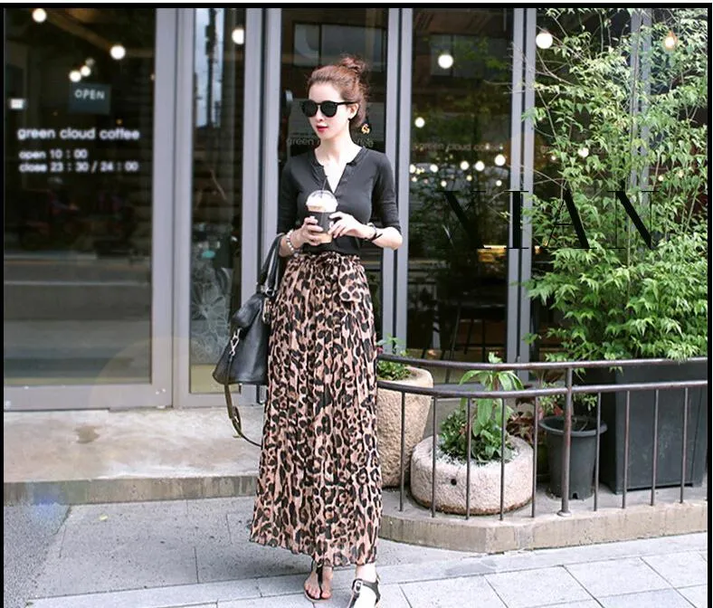 Sexy Leopard Pleated Slim Skirt