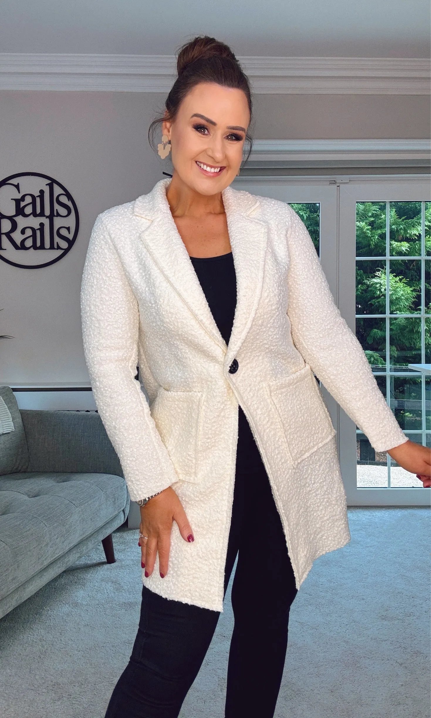 WINTER WHITE SINGLE BUTTON TEDDY COAT
